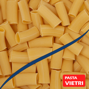 Pasta corta maniche rigate (rigatoni)
